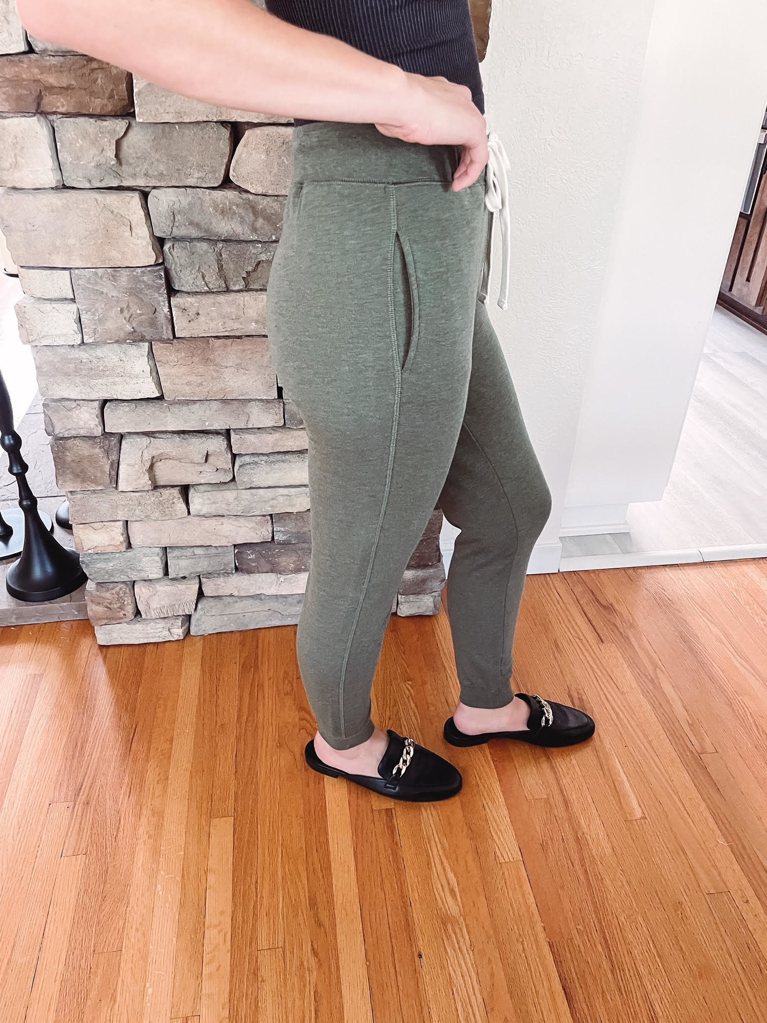 Olive Jacey Joggers