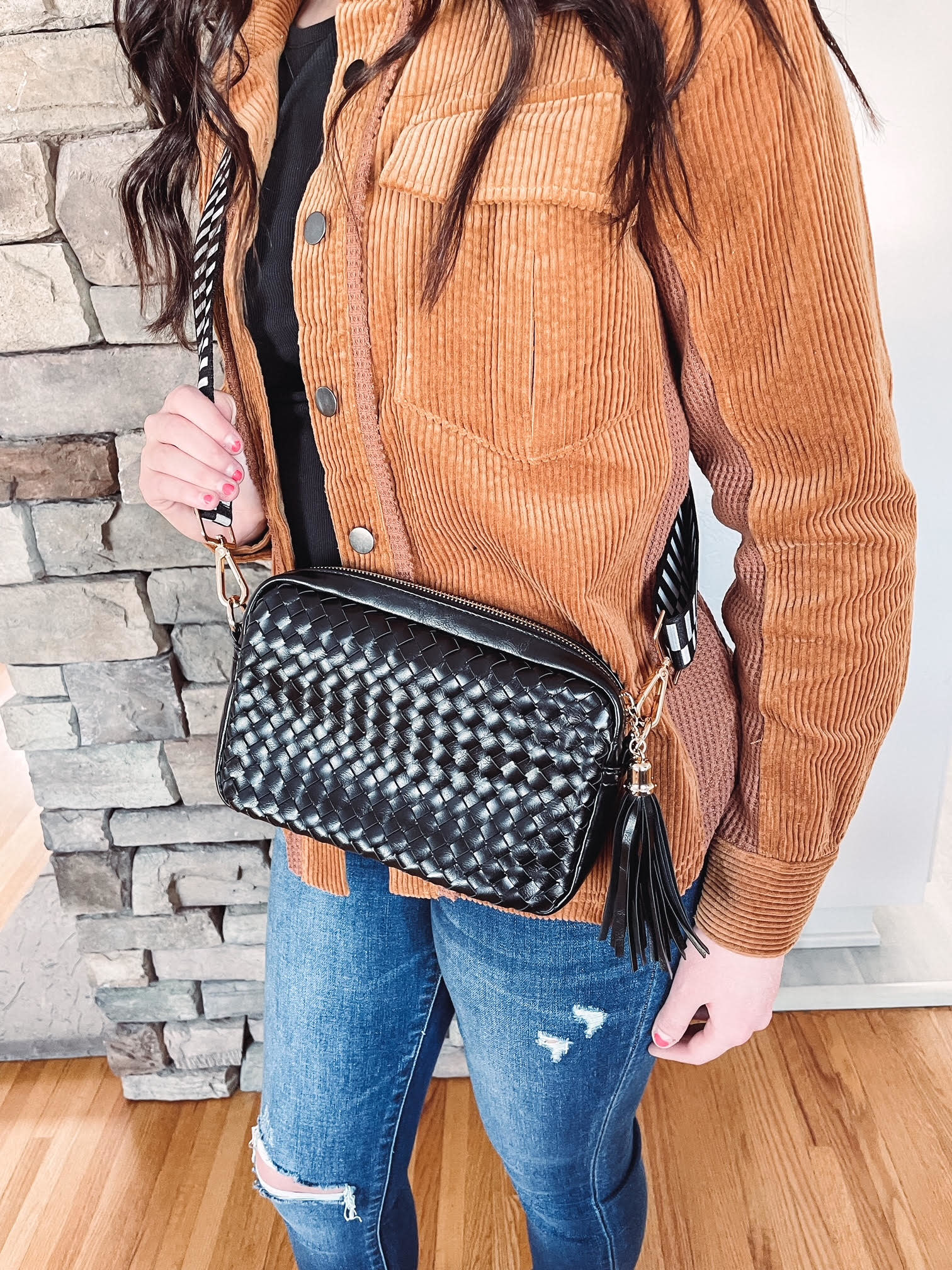 Woven Willow Camera Crossbody Bag Brown