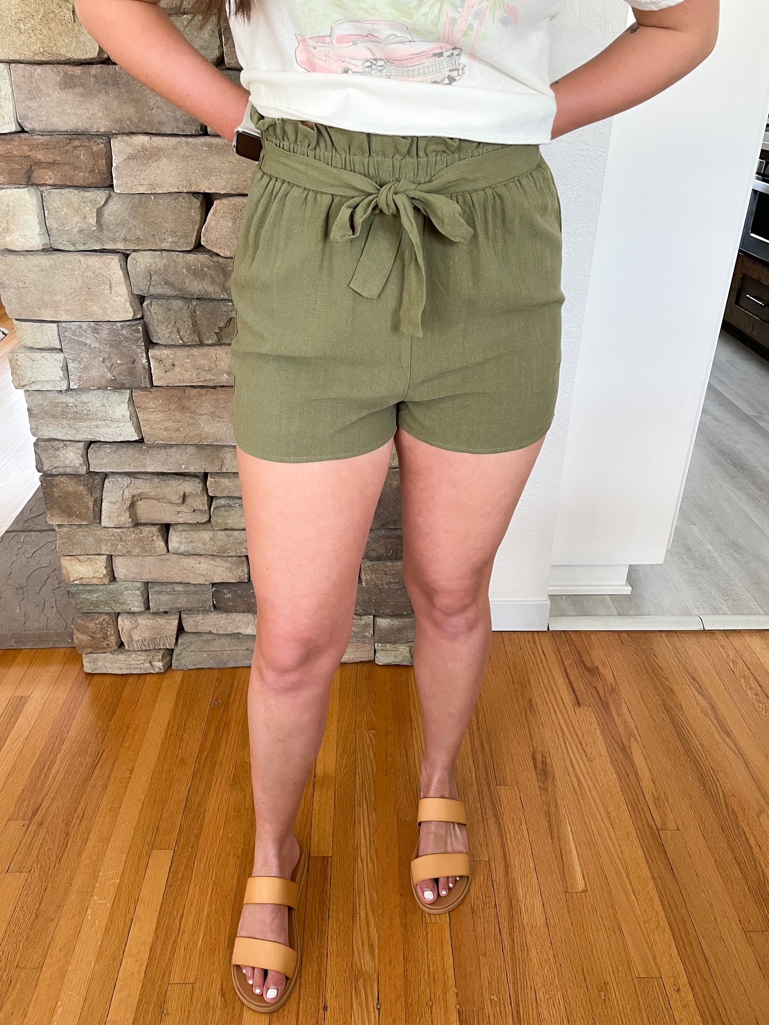 Skylar Olive Linen Shorts