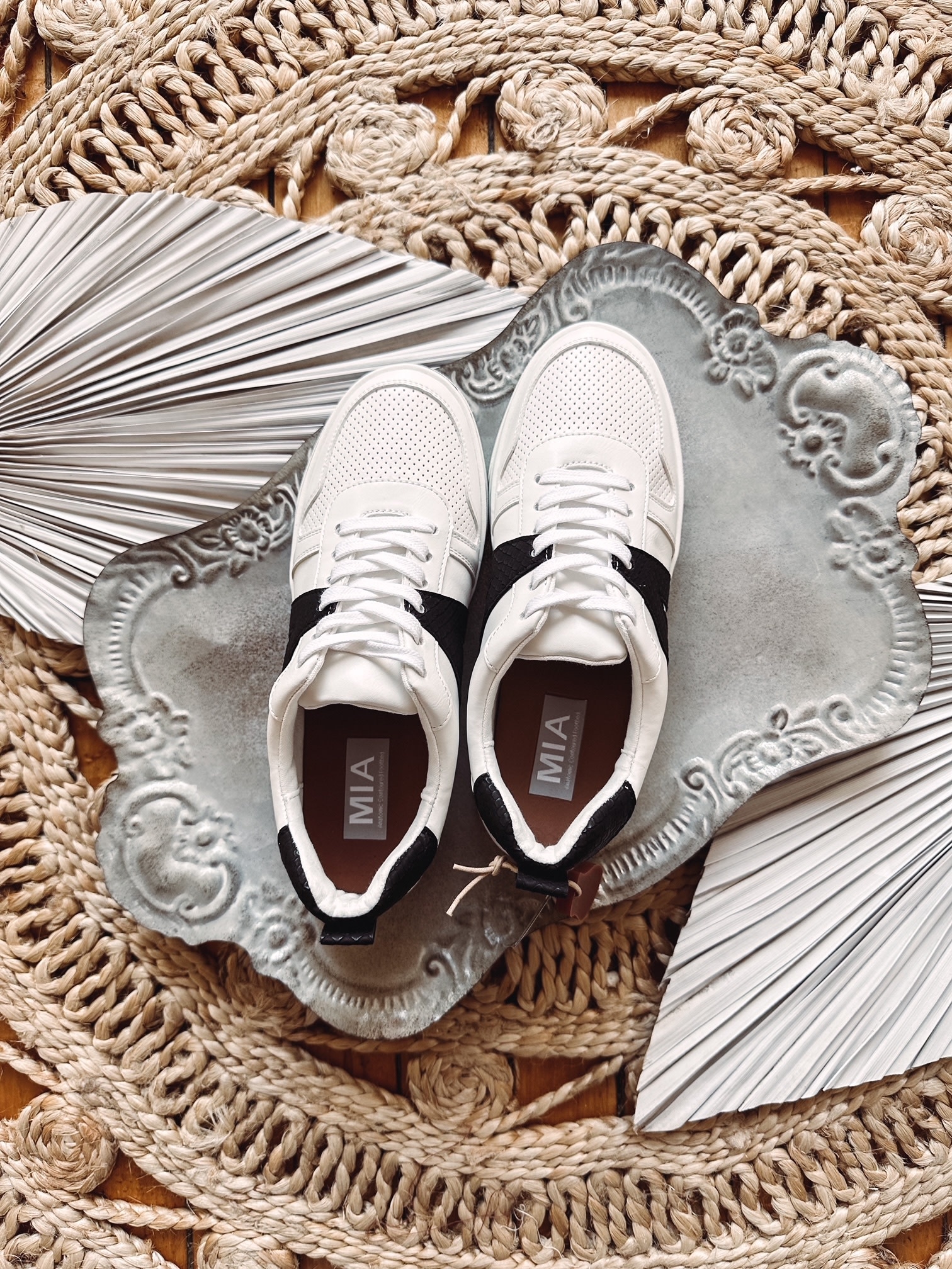 Amelia Black & White Sneaker