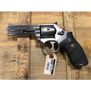 Consignment (Prohib) Smith and Wesson 686 4"(357)