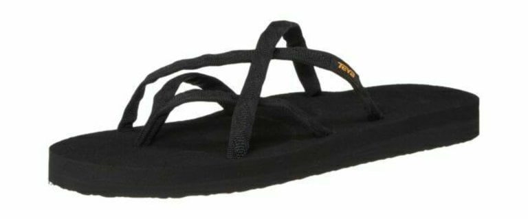 Teva Olowahu sandals in black