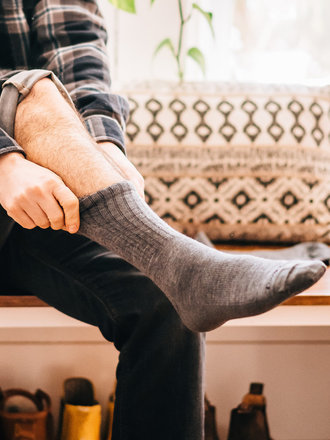 Darn Tough Men's The Standard Crew Lightweight Lifestyle Sock