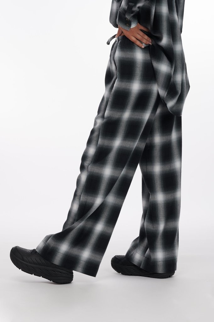 Paper Label Murray Flannel Pant - Charcoal Plaid
