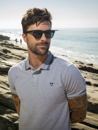 ISea Liam - Black Smoke