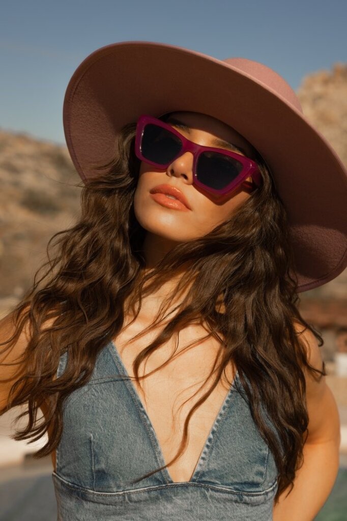 ISea Daisy Orchid / Smoke Polarized