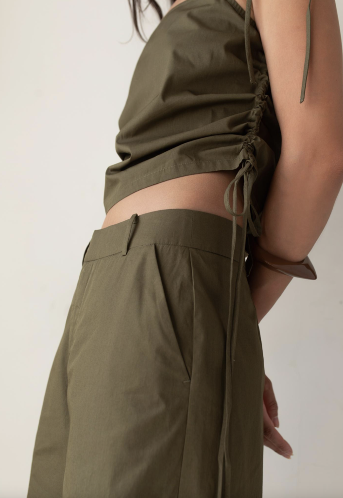 Paper Label Maura Tie Top