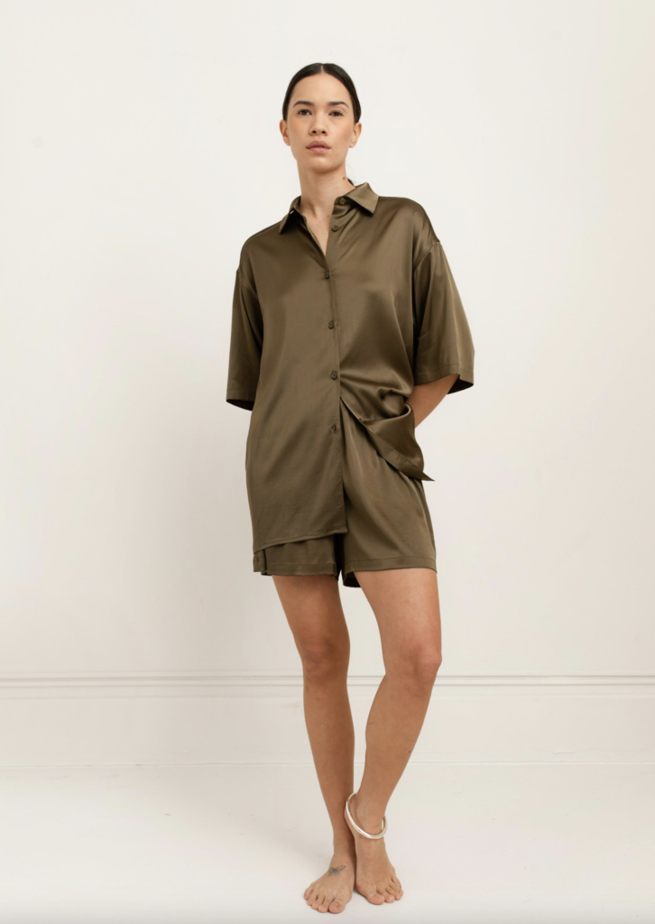 Paper Label Cameo Short