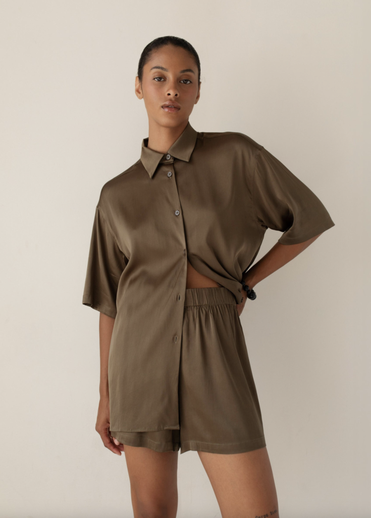 Paper Label Cameo Short