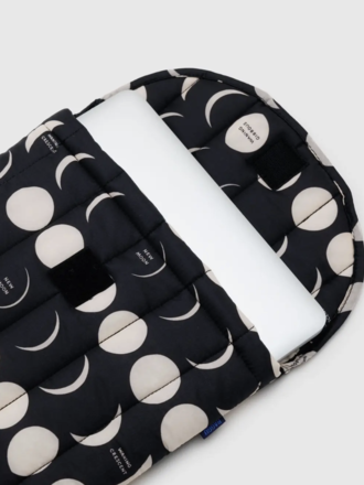 Baggu Puffy Laptop Sleeve 16" - Moon