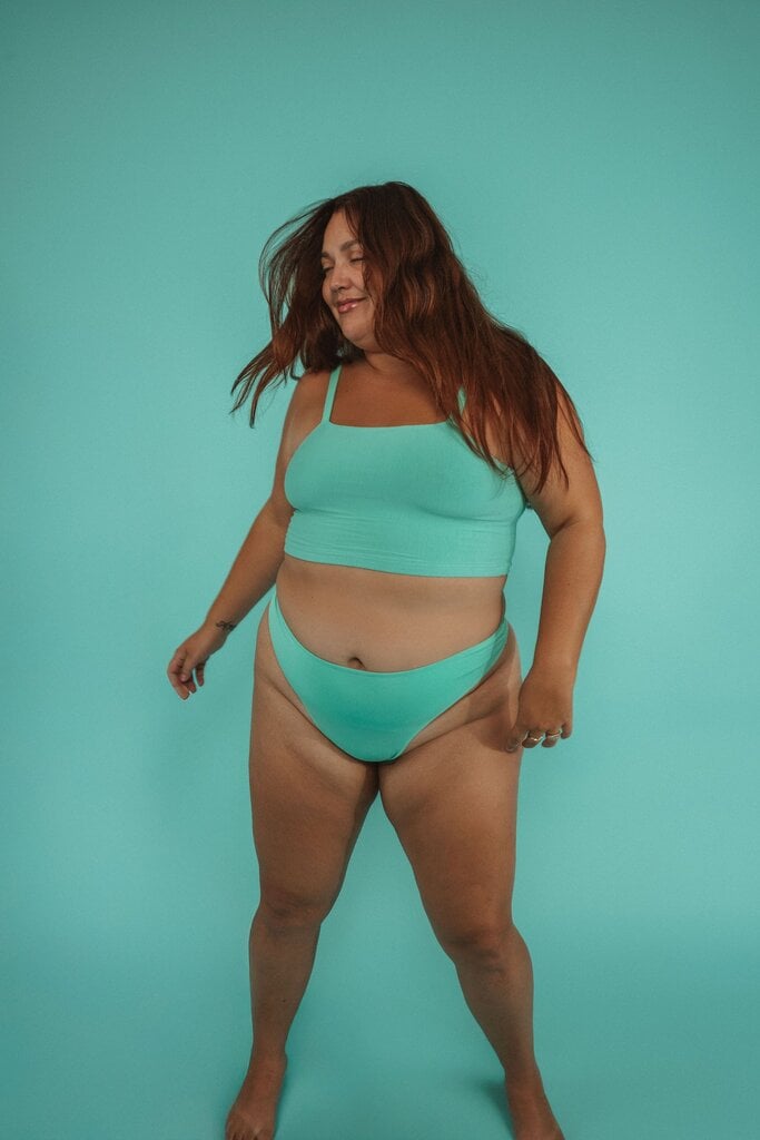 huha Huha Tata Crop Cami