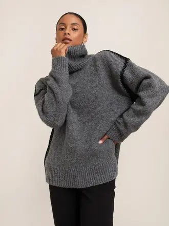 Paper Label Ari Turtleneck Sweater