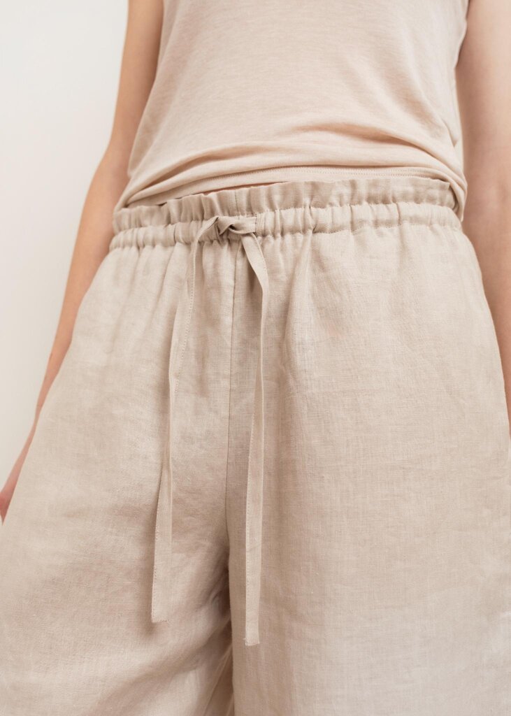 Paper Label Sadie Pant