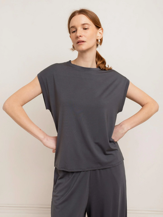 Paper Label Tilda Sleeveless Shirt