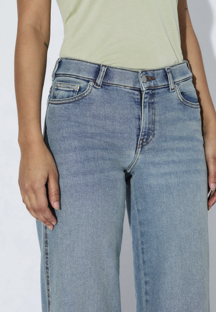 Dr Denim Zila Mid Wide Jean