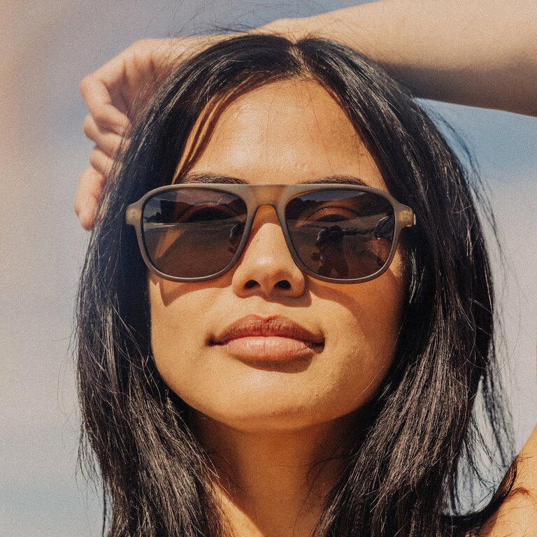 sunski Shoreline Olive Amber