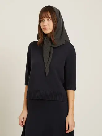 Naïf Josianne Scarf