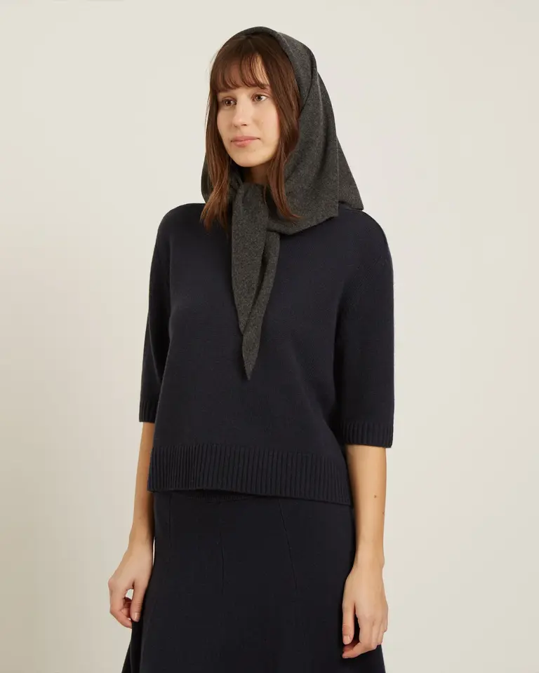 Naïf Josianne Scarf