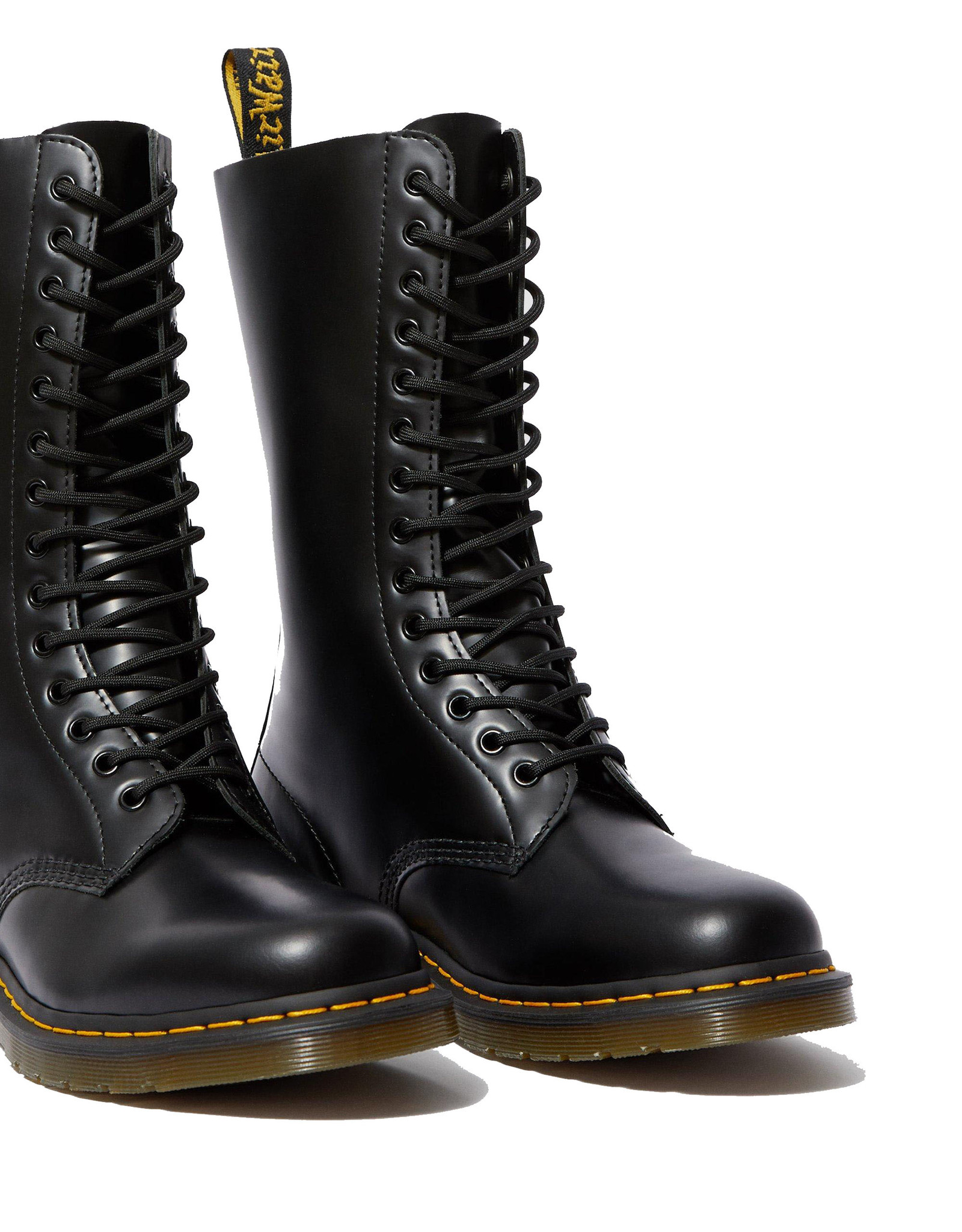 dr martens 1914 black smooth