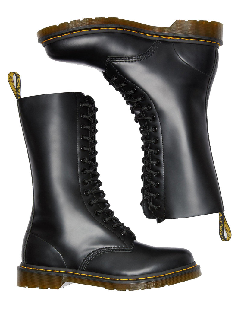 dr martens 1914 black smooth