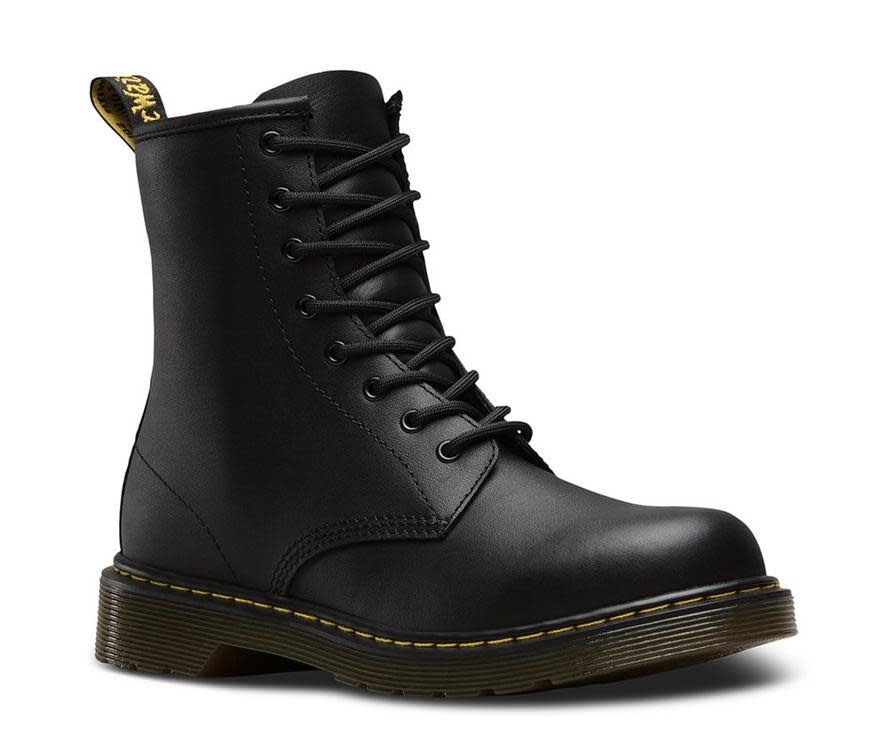 X20 RIO Montreal Dr Martens Canada chaussures Boots4all Boutique X20 MTL