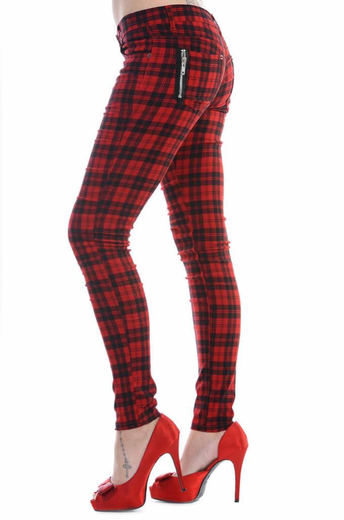 top for checkered pants