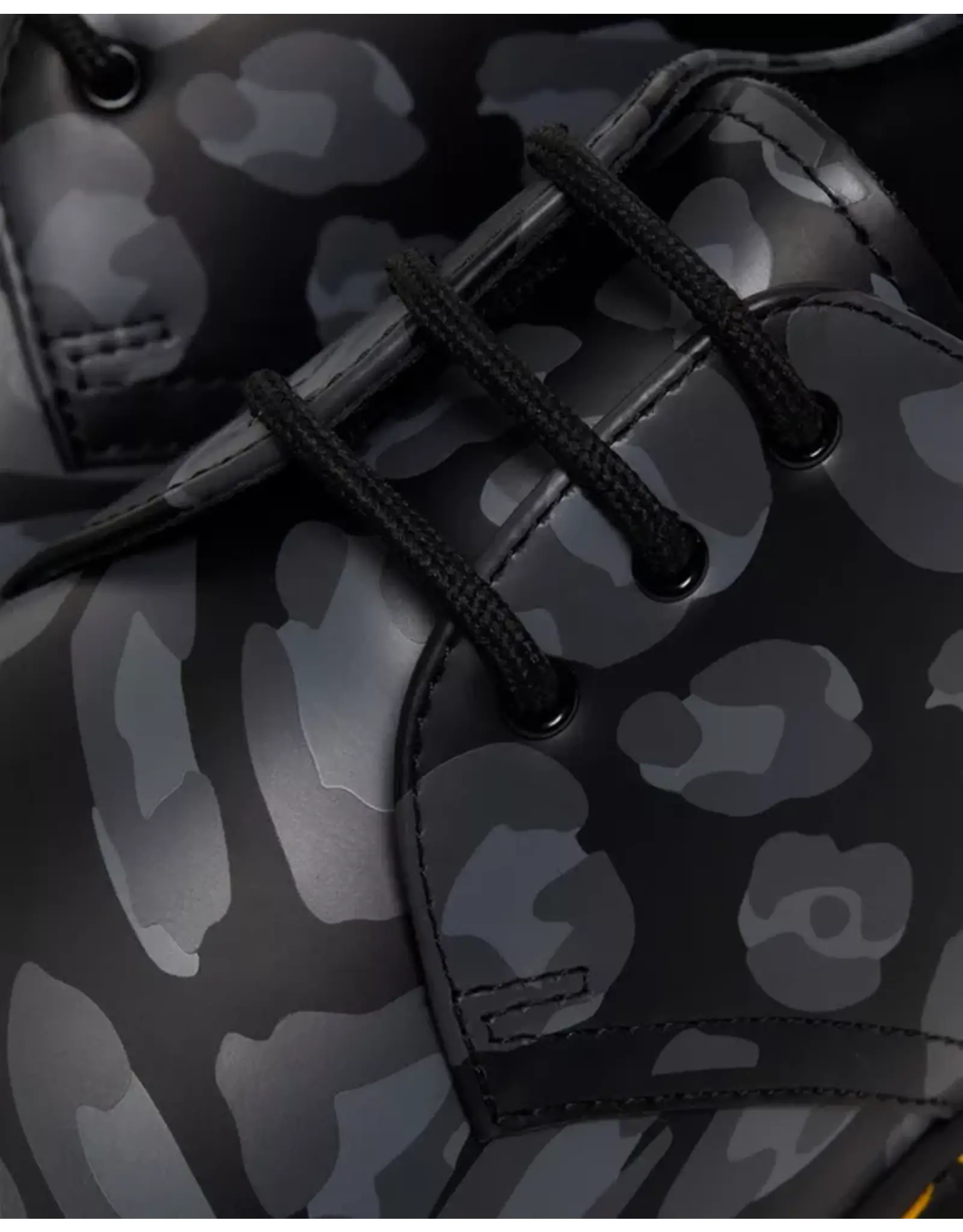 1461 DISTORTED LEOPARD BLACK SMOOTH 301DLB-R27686001