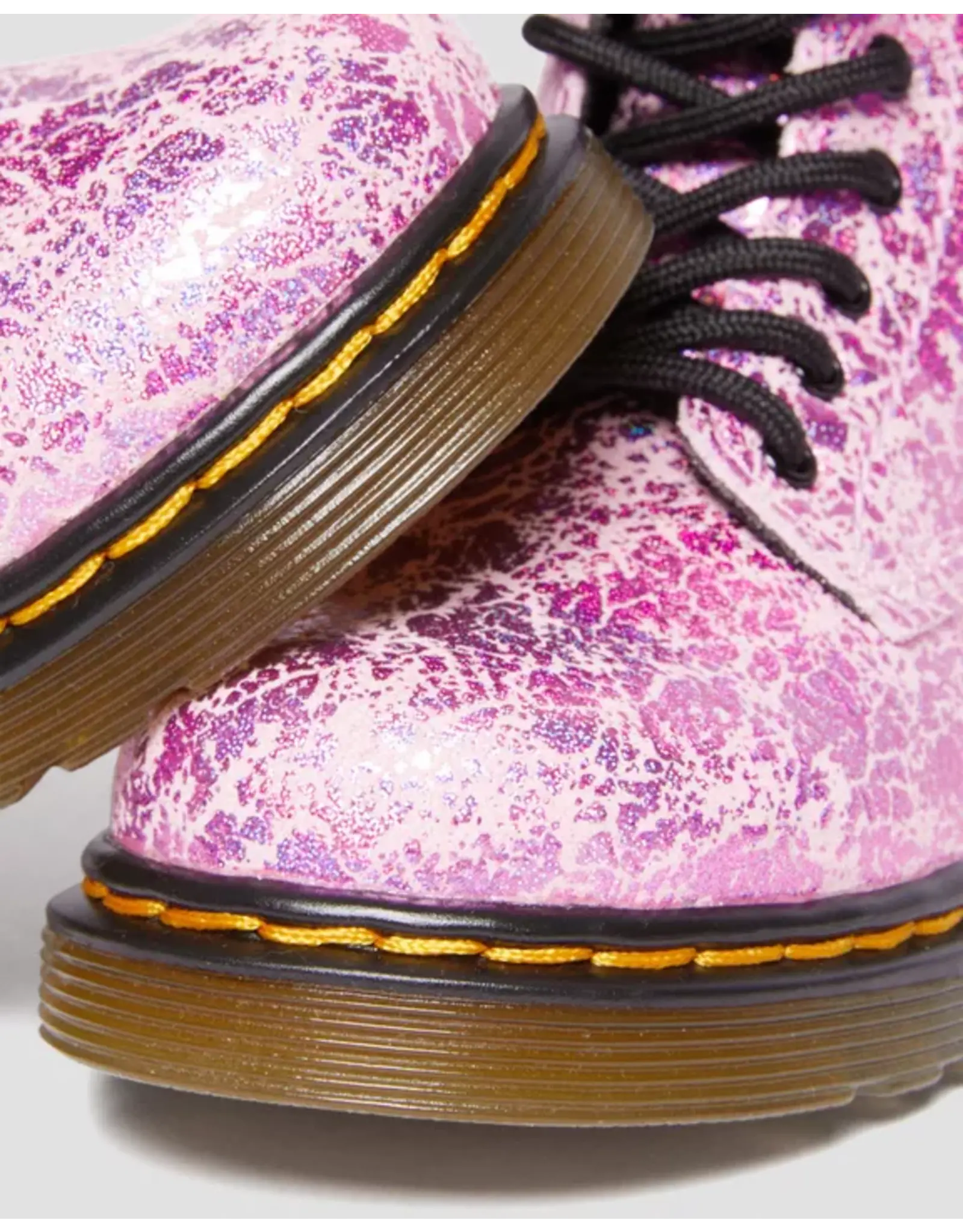 1460 T PINK DISCO CRINKLE Y815TPD-R30582650