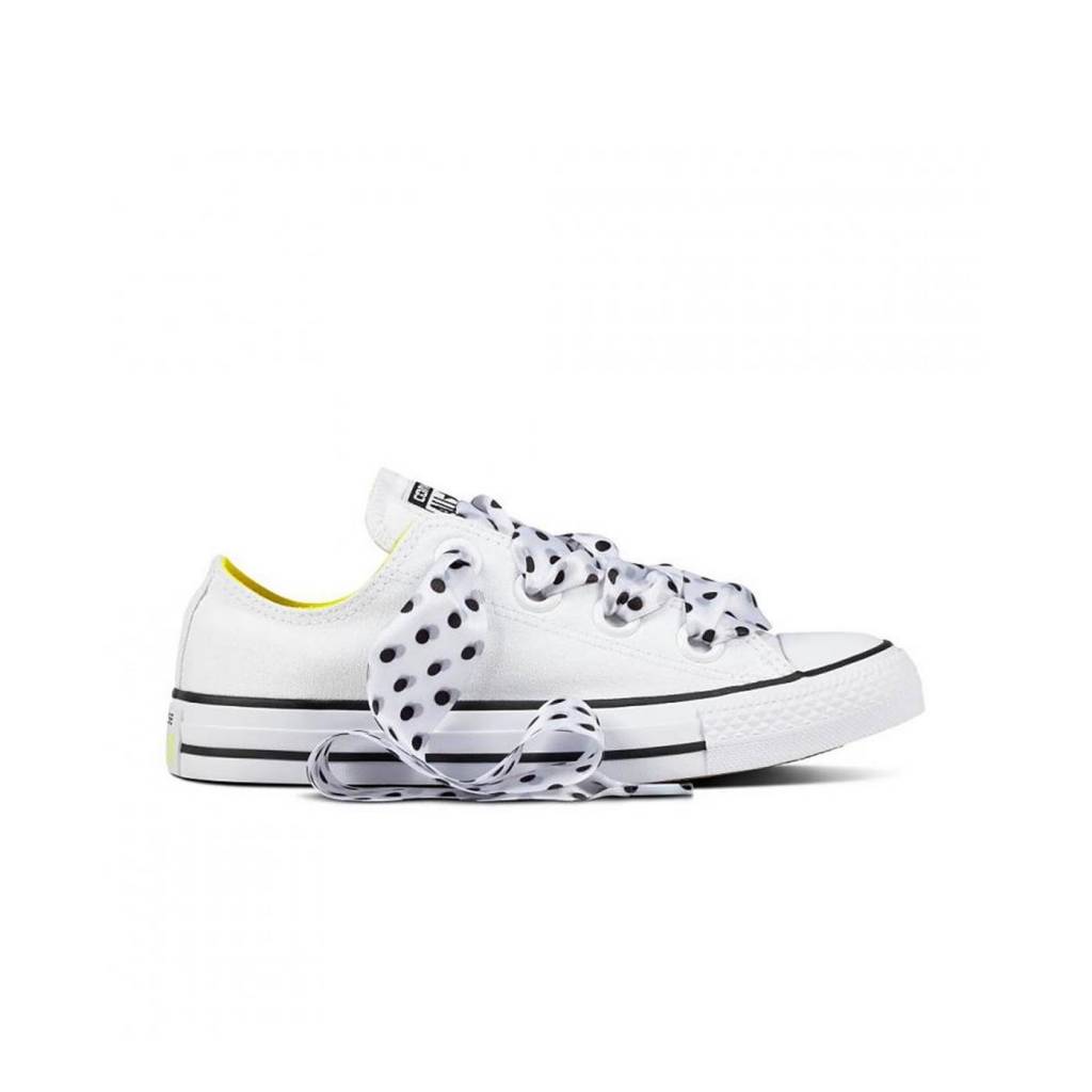 black eyelet converse