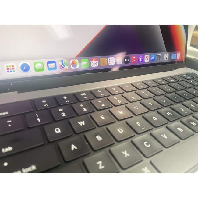 Apple 14" MacBook Pro Retina M1 Pro 8-Core CPU, 14-Core GPU, 16GB Ram, 512GB SSD 2021