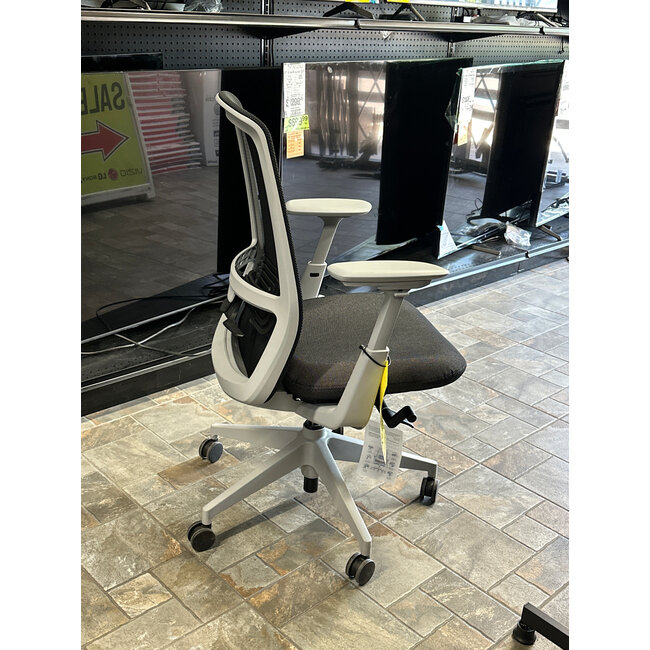 Haworth Soji High End Ergonomic Office Chair Mesh Back
