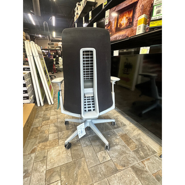 Haworth Fern High End Ergonomic Office Chair Mesh Back