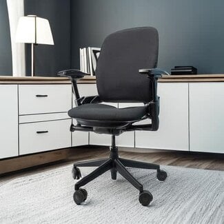 Steelcase Leap V2 High End Ergonomic Office Chair