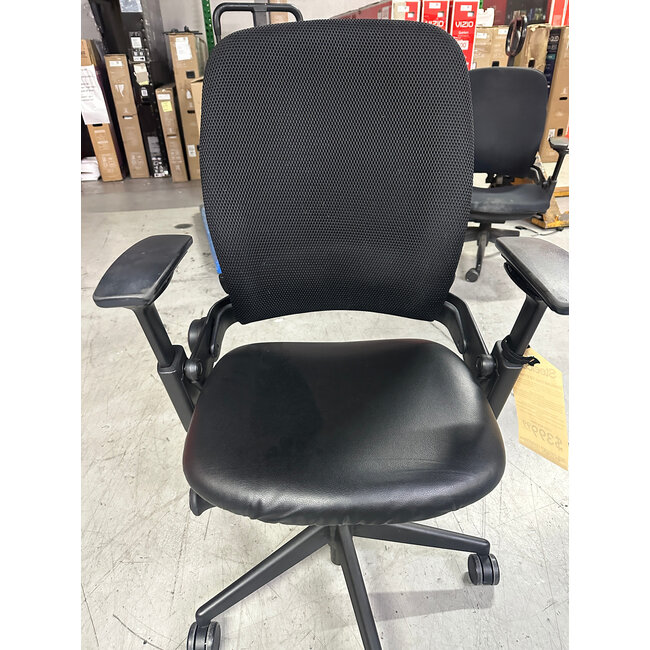 Steelcase Leap V2 High End Ergonomic Office Chair