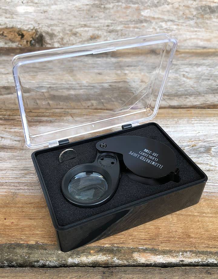 EL2716 = 10X Economy Lighted Loupe with 1" lens