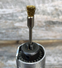 BU1451 = BRASS MOUNTED END BRUSH 1/4''dia STRAIGHT - 3/32'' mandrel (Doz)