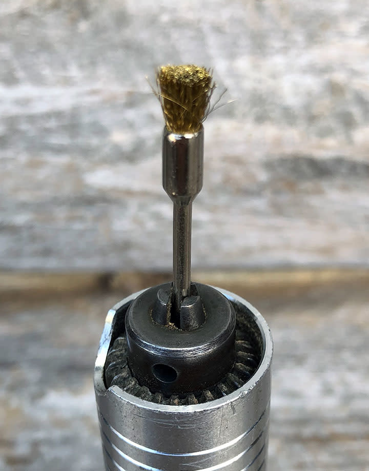 BU1451 = BRASS MOUNTED END BRUSH 1/4''dia STRAIGHT - 3/32'' mandrel (Doz)