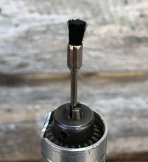 BU1430 = BRISTLE MOUNTED END BRUSH  1/4'' STIFF - 3/32'' mandrel (Doz)