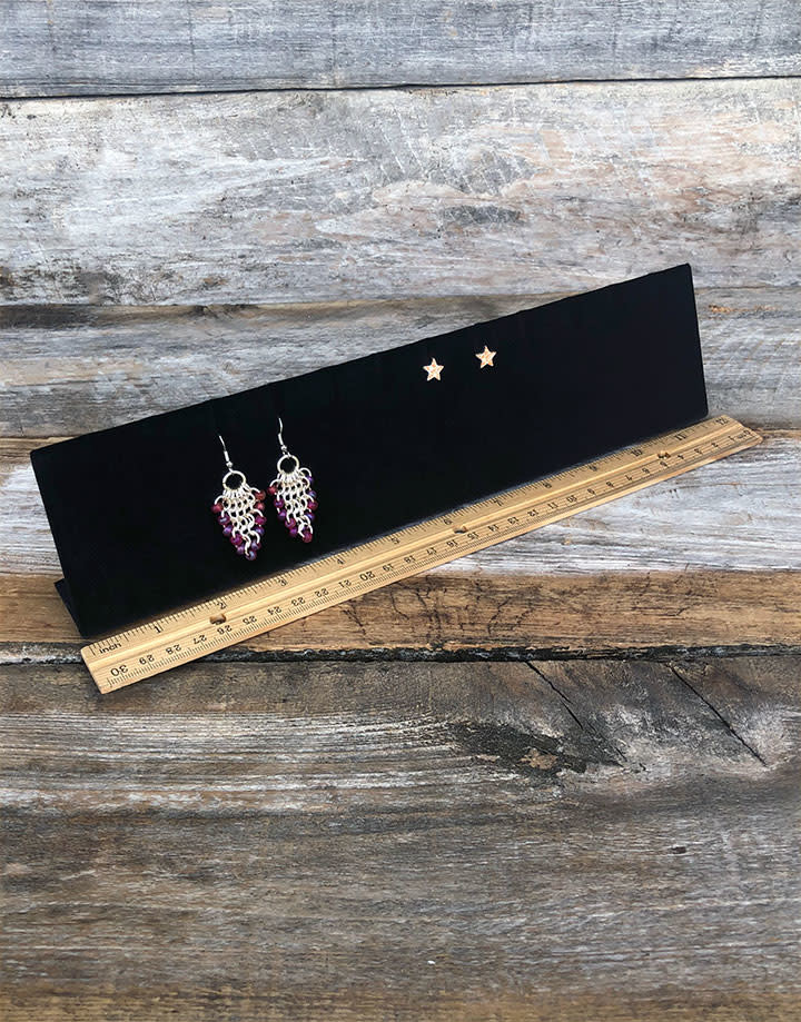 DER1247 = Black Value Velvet Earring or Pendant Stand