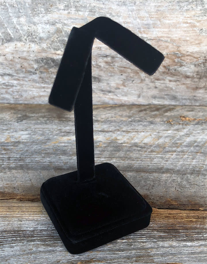 DER1722 = Black Value Velvet Earring Stand 2-1/4x2-1/4x3-1/2''H (Pkg of 2)