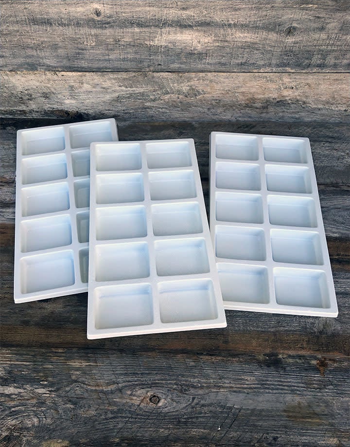 DIS6810 = Plastic Tray Insert 10 Spaces 1'' Deep - White (Pkg of 3)