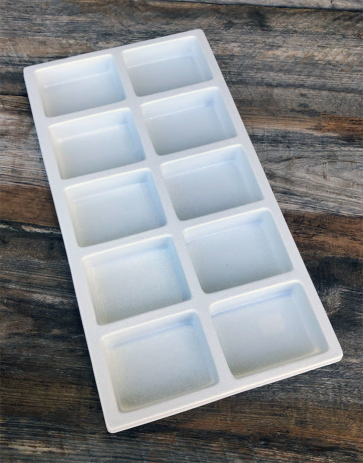 DIS6810 = Plastic Tray Insert 10 Spaces 1'' Deep - White (Pkg of 3)