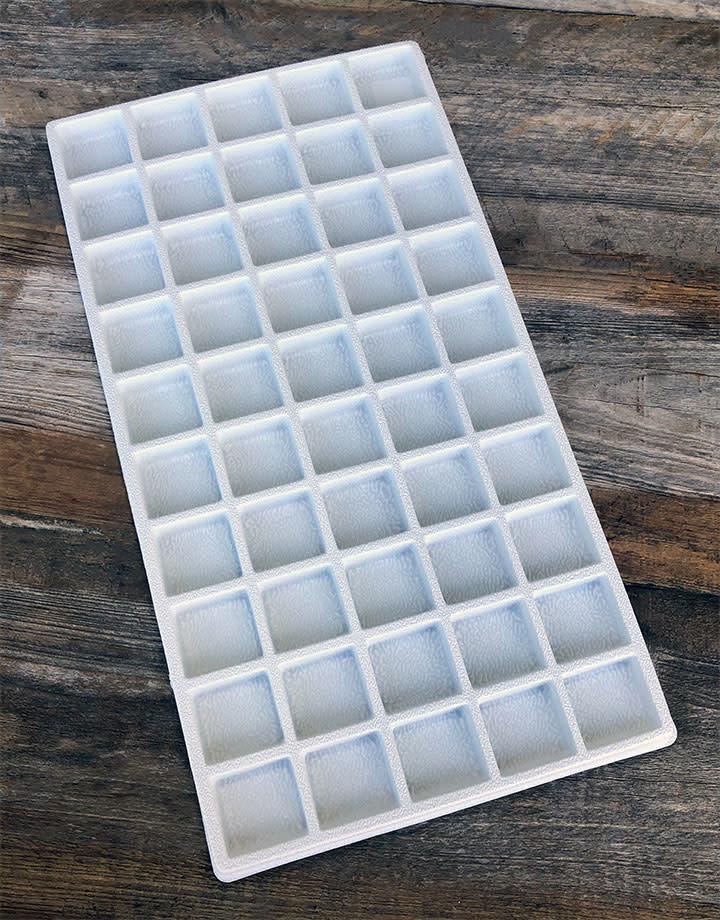 DIS6850 = Plastic Tray Insert 50 Spaces 1/2'' Deep - White (Pkg of 3)
