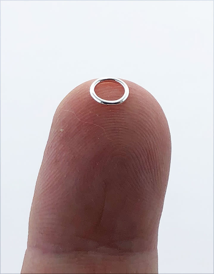 907S-4.5 = Closed Jump Ring Sterling Silver 4.5mm IDx.030'' (21ga) Wire (Pkg of 20)