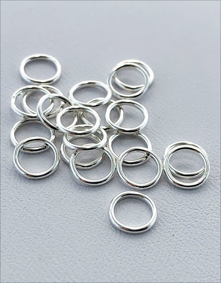 907S-4.5 = Closed Jump Ring Sterling Silver 4.5mm IDx.030'' (21ga) Wire (Pkg of 20)