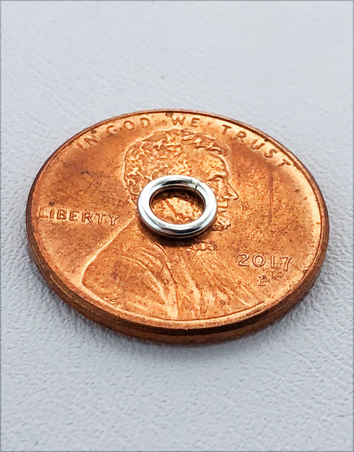 907S-3.25 = Closed Jump Ring Sterling Silver 3.3mm IDx.035'' (19ga) Wire (Pkg of 20)