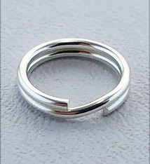 901S-05 = Round Split Ring Sterling Silver 8.2mm (Pkg of 5)