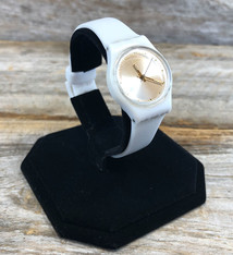 DWA1101 = Black Value Velvet Watch Stand