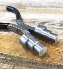 PL6464 = Double Wire Looper Pliers with 3 Steps (13-16-20mm) by Beadsmith