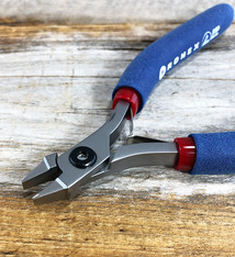Tronex PL30747 = Tronex 747 Stubby Chain Nose Pliers - Long Ergo Handle